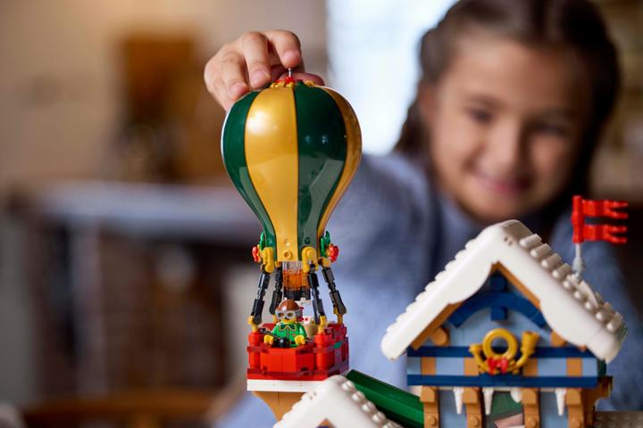 Productafbeelding LEGO Kerstman's postkantoor (10339, LEGO Icons, LEGO Zeldzame Sets)