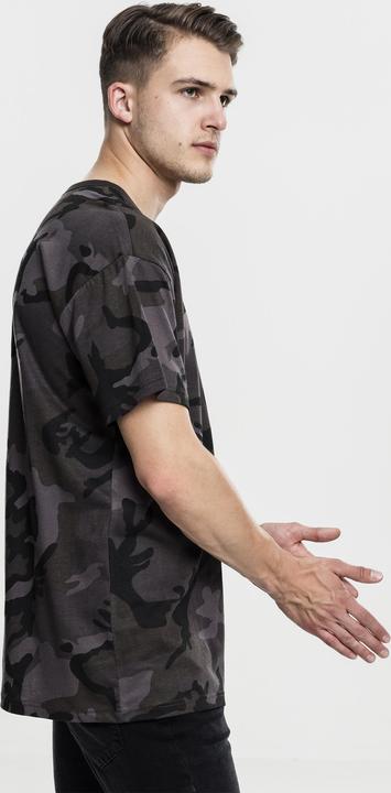 Actual product image Urban Classics Camo Oversized Tee (S)