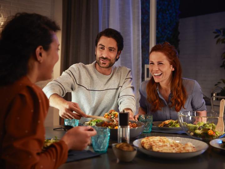 Produktbild Philips Hue White Ambiance (E27, 15 W, 1600 lm, 1 x, F)
