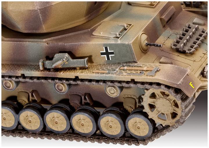Produktbild Revell AA Tank IV Wirbelwind (2 cm Flak 38)