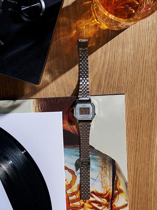 Image du produit Casio Retro Vintage - LA680WEA-7EF (Montre numérique, 28 mm)