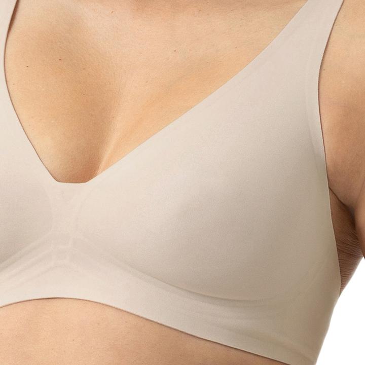 Actual product image Mey Simply Better Invisibles Triangel BH (Single pack, XL)