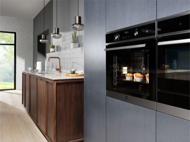 Immagine prodotto Electrolux LOD6F77WZ SteamBake 600 Katalyse Dampfbackofen Schwarz