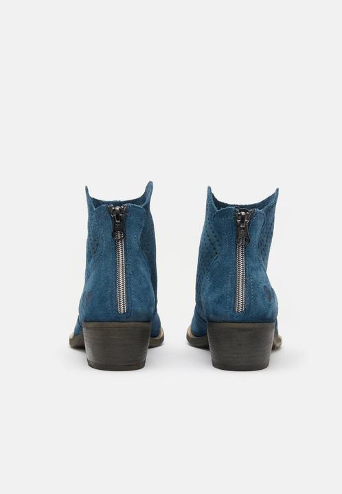 Image du produit Felmini La bottine en cuir souple, se distingue par son beau motif estampé. Cette bottine (38)