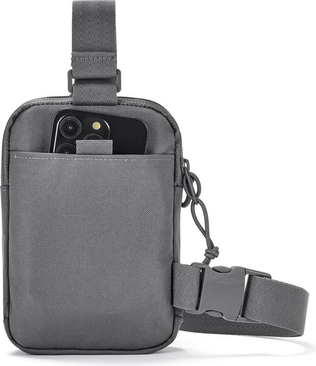 Actual product image Johnny Urban Brusttasche Arthur
