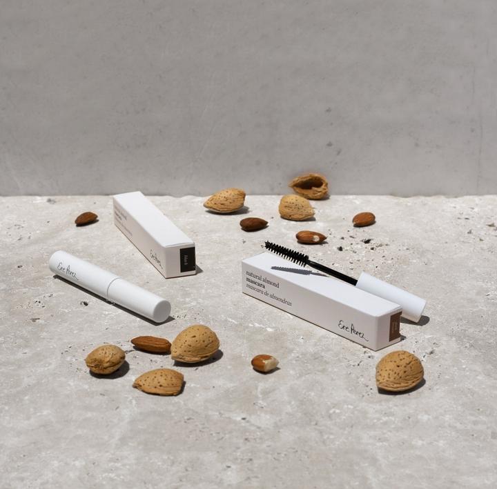 Produktbild Ere Perez Natural Almond (Black)