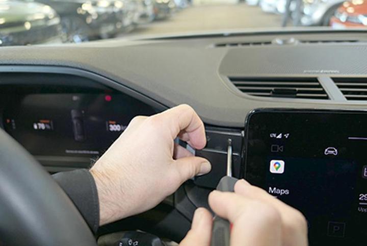 Actual product image Brodit 855826 Polestar car mount, 2 20-