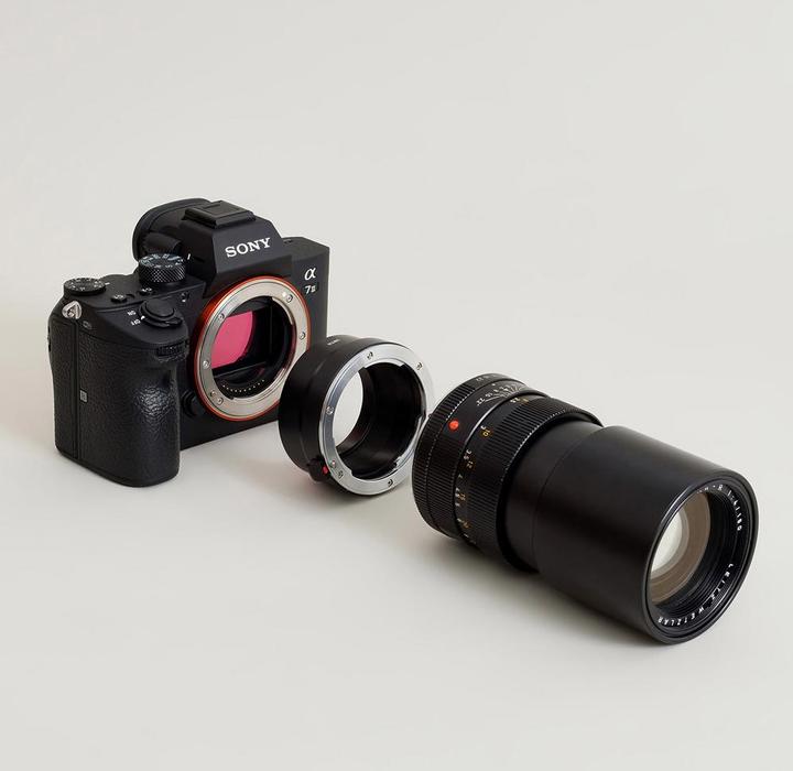 Actual product image Urth Lens Mount Adapter
