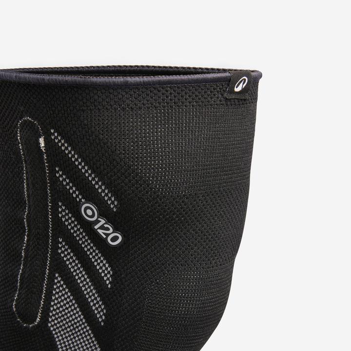 Produktbild Decathlon Right or left knee support with side reinforcements (1)
