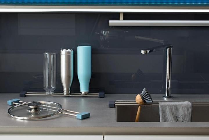 Actual product image Sanni Shoo Drip
