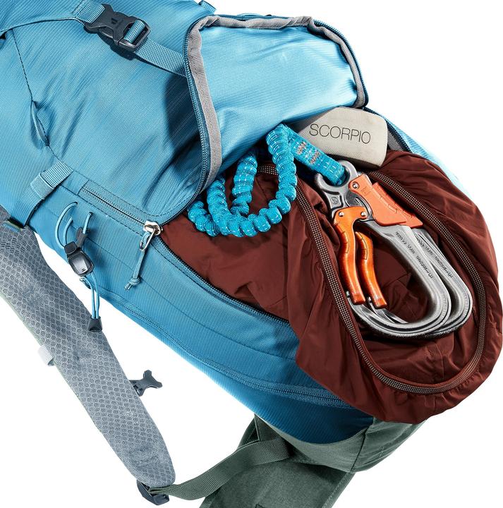 Actual product image Deuter Trail 18 (18 l)