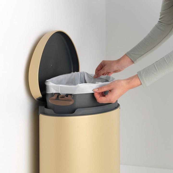 Immagine prodotto Brabantia Secchio a pedale silenzioso FlatBack GoldB (40 l)
