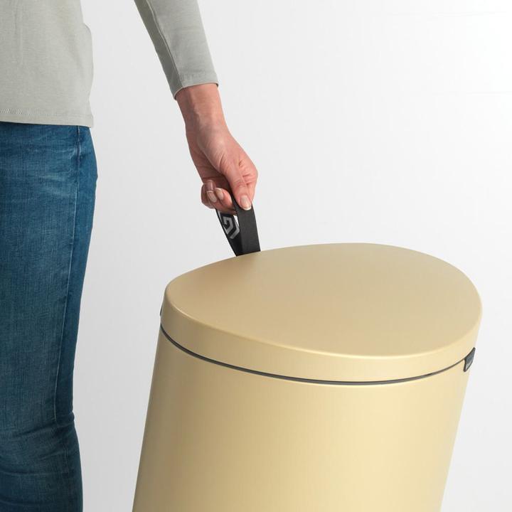 Immagine prodotto Brabantia Secchio a pedale silenzioso FlatBack GoldB (40 l)