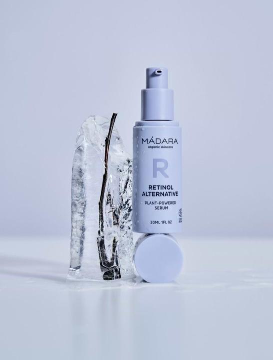 Actual product image Madara Organic Skincare Time Miracle Botanic Retinol Serum 30ml (30 ml)