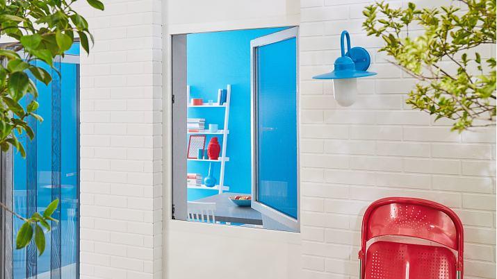 Immagine prodotto tesa Zanzariera COMFORT per finestre, con nastro velcro, autoadesiva, senza forare (130 x 130 cm)