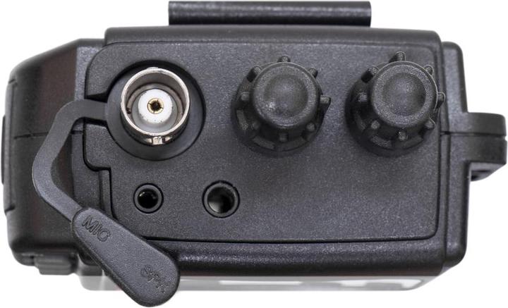 Actual product image PNI Escort HP 62 CB radio package and PB-HP62 accessory package
