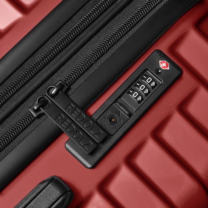 Actual product image Redolz Essentials 18 4-wheel suitcase set 3-piece with stretch fold (226 l, XL (from 140l))