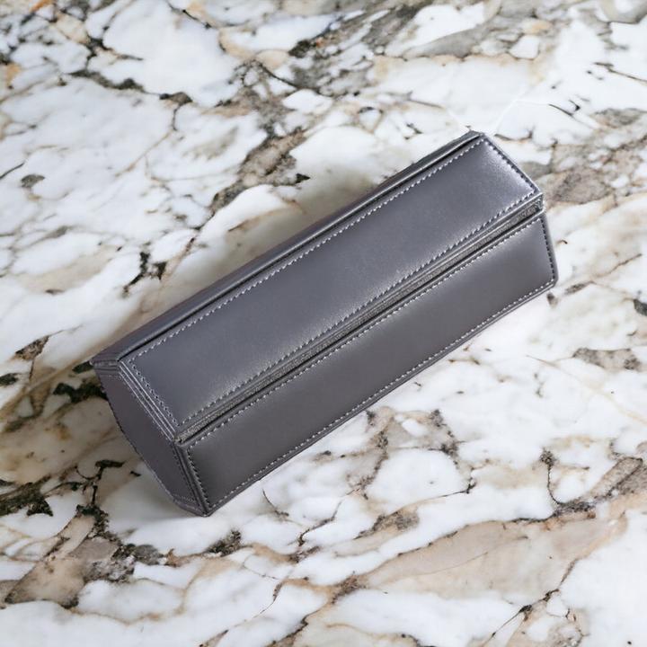 Actual product image Atelier Farel Octo