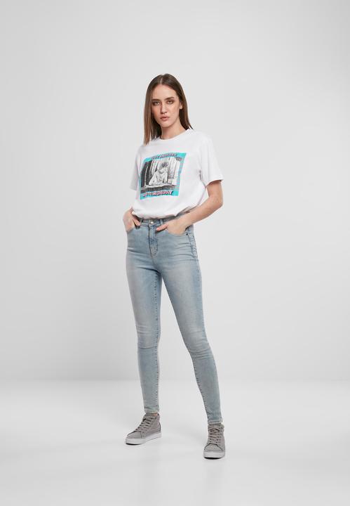 Actual product image Merchcode Ladies Magic Monday Tee (XS)