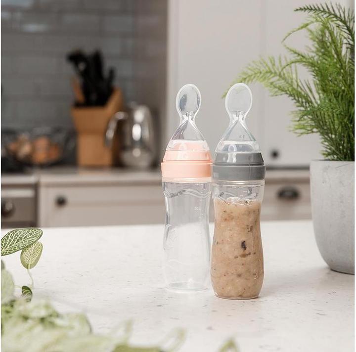 Actual product image Haakaa Squeeze feeding bottle with spoon (120 ml)