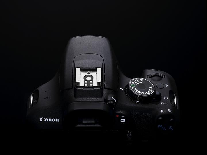 Immagine prodotto Canon EOS 1200D, reflex digitale, 18MP, FullHD, Corpo (APS-C / DX)