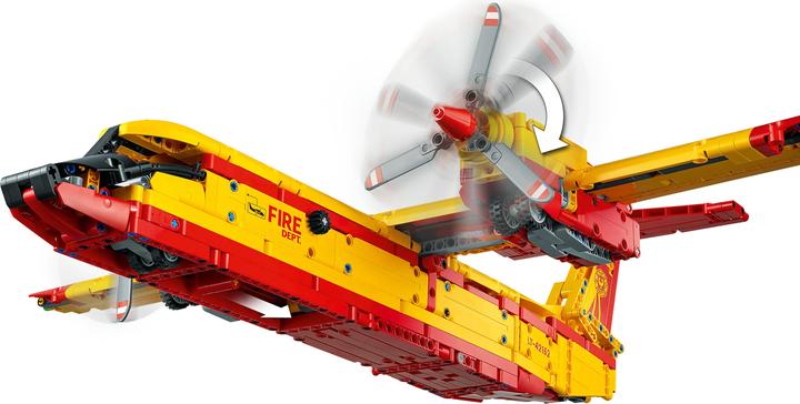 Image du produit LEGO Technic - Avion pompier (42152) (42152, LEGO Technic)