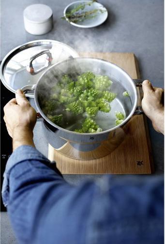 Actual product image WMF Saucepan PREMIUM ONE silver-coloured (16 cm, Pot, Stainless steel)