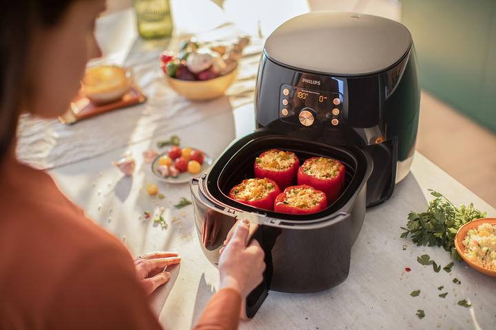 Actual product image Philips Airfryer XXL HD9867/90