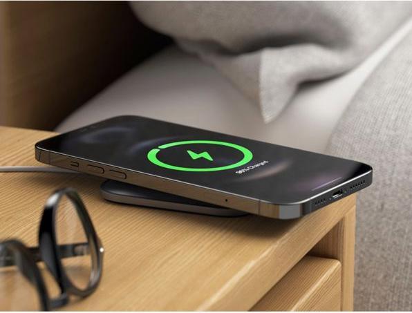 Actual product image Satechi Alu Dock for Magsafe Charger
