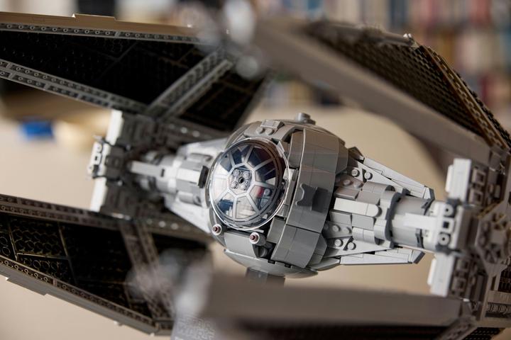 Produktbild LEGO TIE-Abfangjäger (75382, LEGO Star Wars)