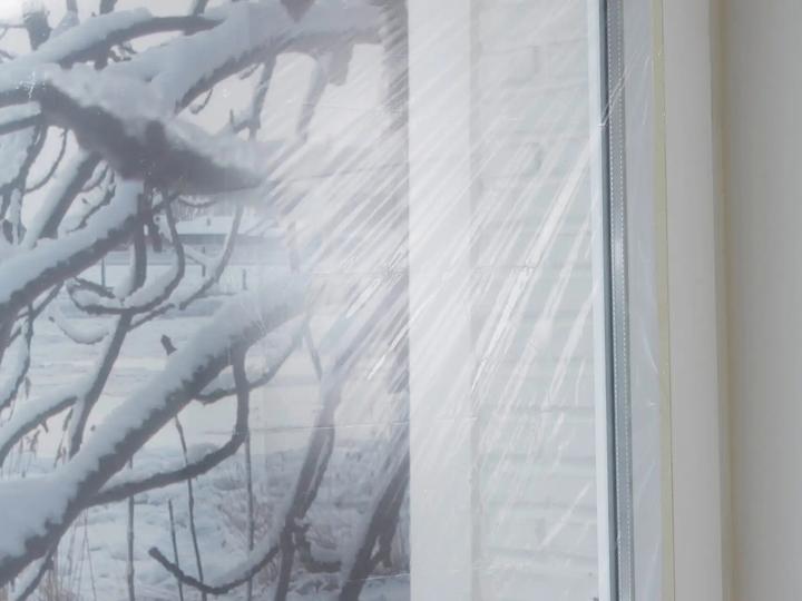 Actual product image tesa tesamoll THERMO insulating film for thermal insulation on windows (1500 mm)