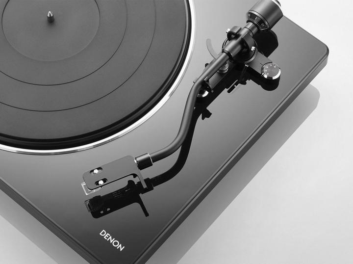 Image du produit Denon DP-400 (Semi-automatique)