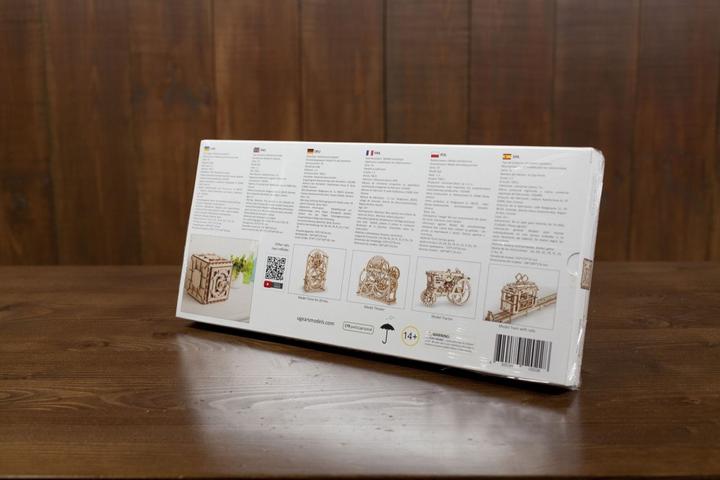 Actual product image Ugears safe