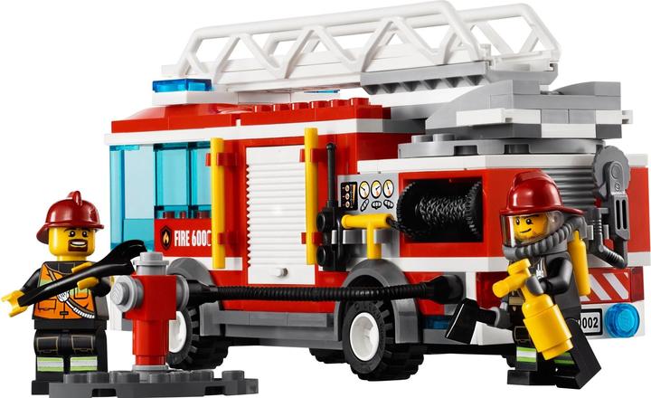 Produktbild LEGO City Feuerwehrfahrzeug (LEGO City)