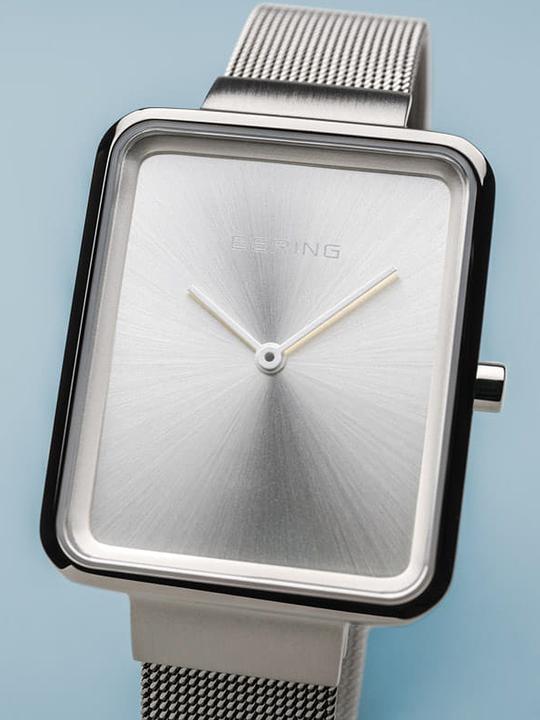Actual product image Bering Classic (Analogue wristwatch, 28 mm)
