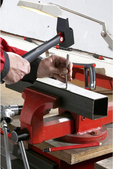 Actual product image Facom Graphite Handle Hammer 26mm (345 g)