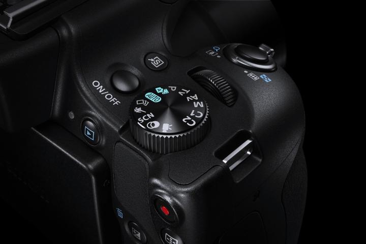 Image du produit Canon PowerShot SX60 HS (16.10 Mpx, 1/2,3'')