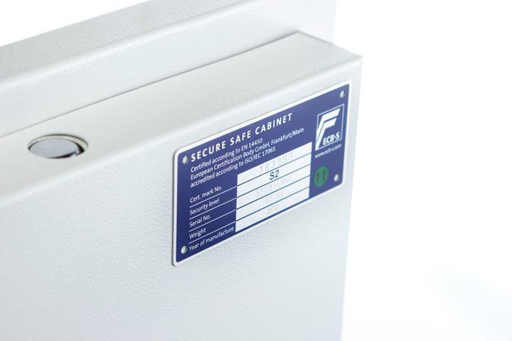 Actual product image Phoenix Fortress II (25 l)