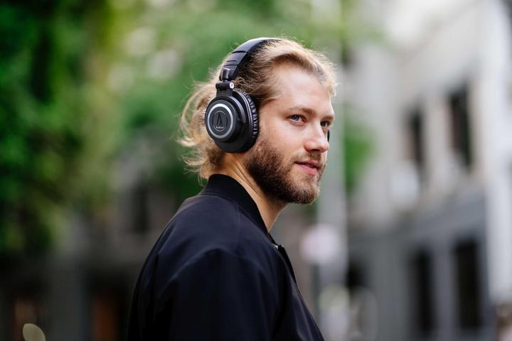 Produktbild Audio-Technica ATH-M50xBT (40 h, Kabellos)