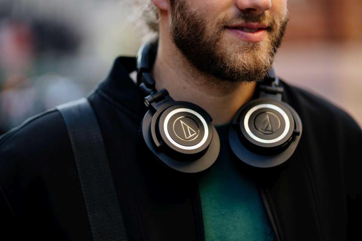 Produktbild Audio-Technica ATH-M50xBT (40 h, Kabellos)