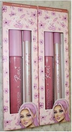 Actual product image Makeup Revolution x Roxi Lip Kit (Cherry Blossom)