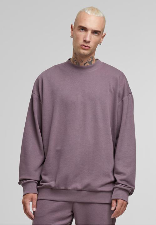 Actual product image Urban Classics Light Terry Crew - 166789 (L)