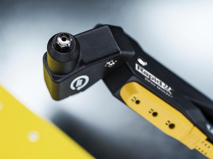 Image du produit Rapid RP60 Multi Pince à riveter à tête pivotante (48 mm)