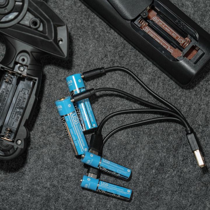 Produktbild Vinnic Rechargeable Battery AA USB-C 1600mAh 4pcs incl. Case&Charging Cable (4 Stk., AA, 1600 mAh)