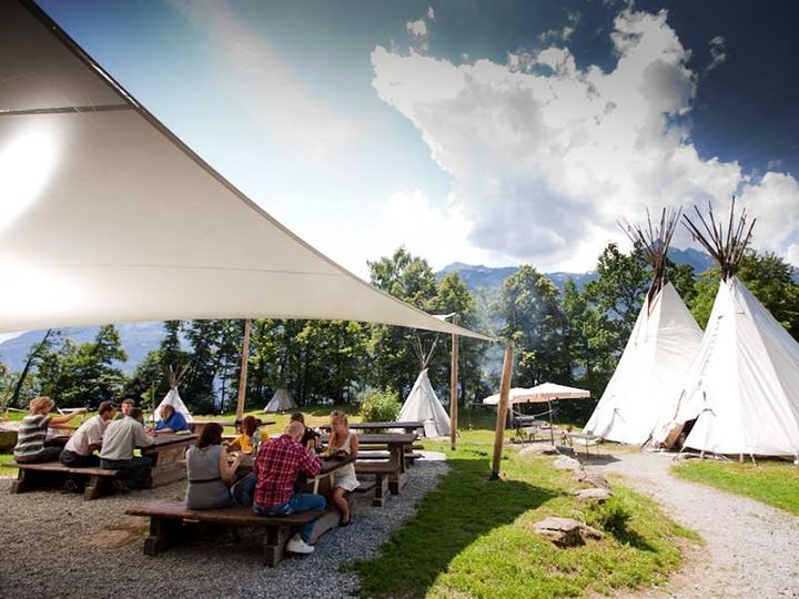 Produktbild Smartbox Familienabenteuer mit 2 Übernachtungen im Tipi in Meiringen (4 Pers.)