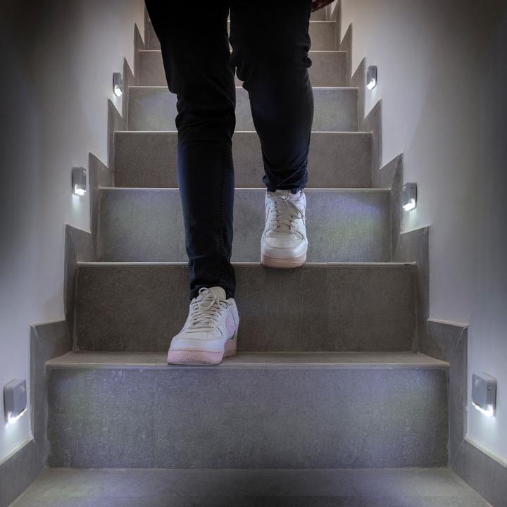 Produktbild InnovaGoods 2x kabellose LED-Leuchten mit Bewegungssensoren
