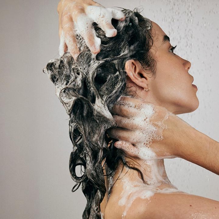 Immagine prodotto Olaplex Manutenzione delle obbligazioni (250 ml, Shampoo liquido)