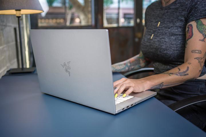 Image du produit Razer Blade 15 (15.60", Intel Core i7 8750H, 16 Go, 512 Go, US)