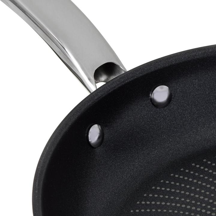 Actual product image Tefal B8170644 (28 cm, Frying pan, Stainless steel)