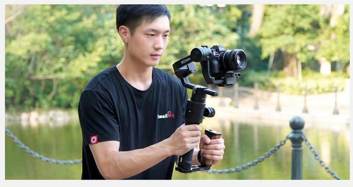 Image du produit SmallRig RoninS à poignée de bois (Poignée Gimbal)